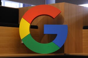 Google announces tools to help users fact check images