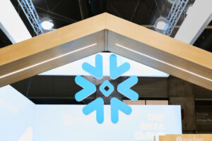 Snowflake brings together developer and analyst needs in new GenAI tool