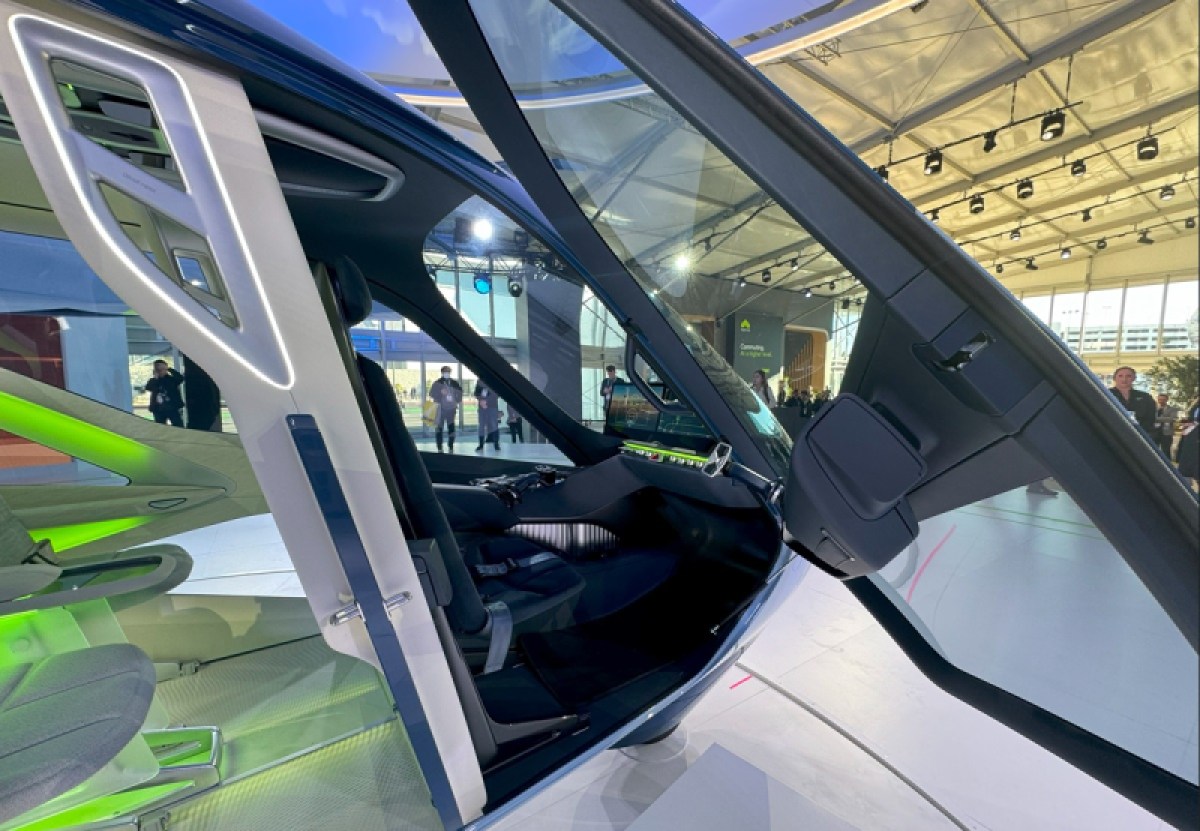 Inside the Supernal air taxi.